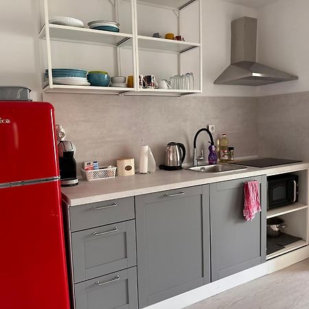 Beach Apartment - 50M From The Beach With Free Parking Biograd Na Moru Extérieur photo